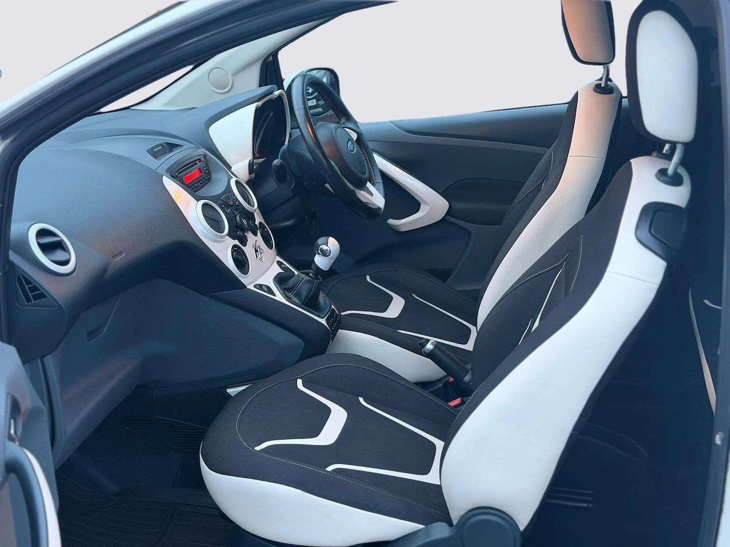 Used Ford Ka for sale - 77769587: Photo 42