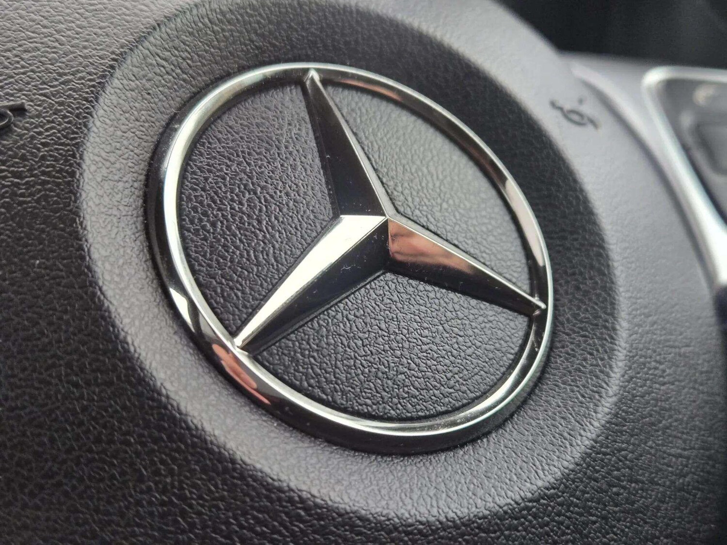 Used Mercedes-Benz GLE 2015 for sale - 76667004: Photo 89