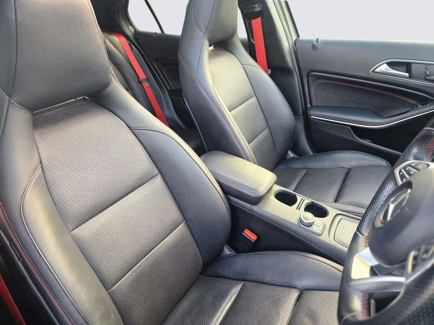 Used Mercedes-Benz GLA 2016 for sale - 76735451: Photo 26