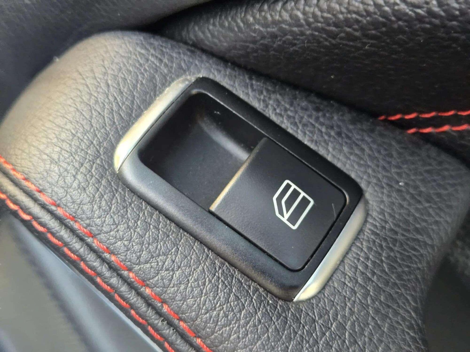 Used Mercedes-Benz GLA 2016 for sale - 76735451: Photo 43