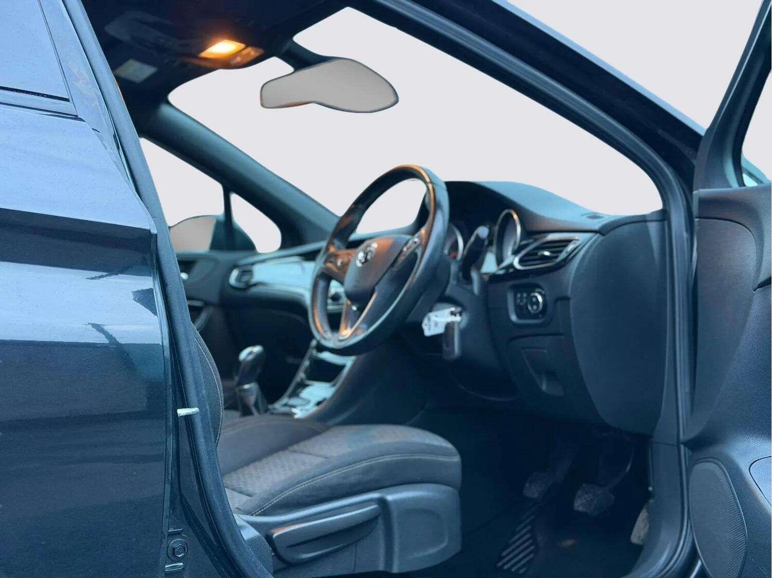 Used Vauxhall Astra 2017 for sale - 77523716: Photo 25