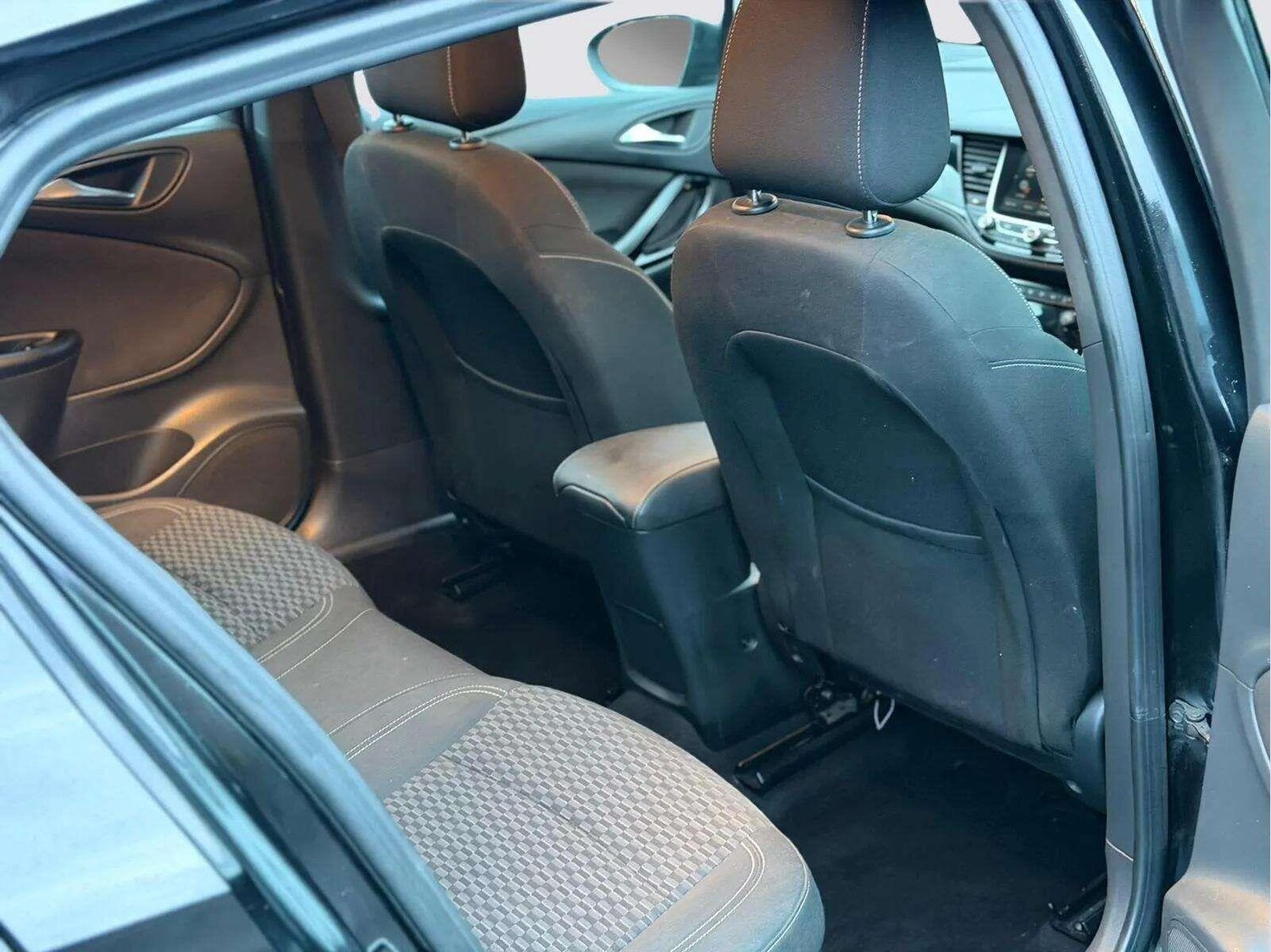 Used Vauxhall Astra 2017 for sale - 77523716: Photo 29