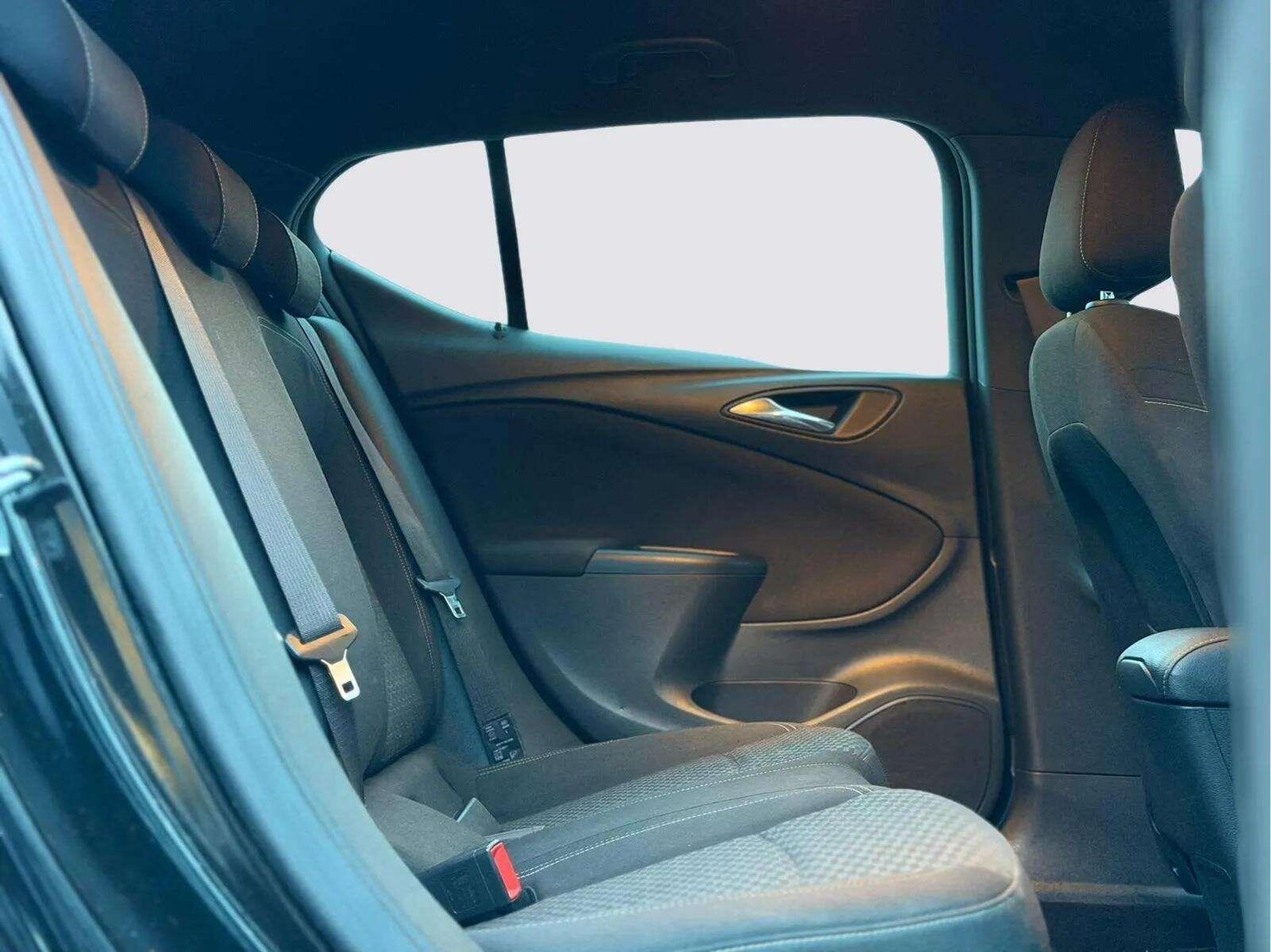 Used Vauxhall Astra 2017 for sale - 77523716: Photo 34