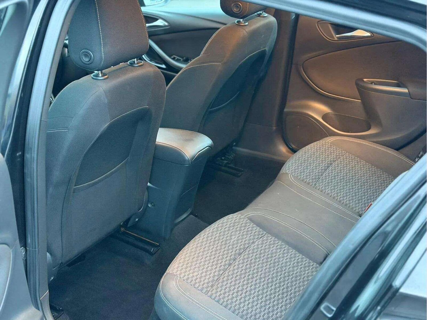 Used Vauxhall Astra 2017 for sale - 77523716: Photo 37