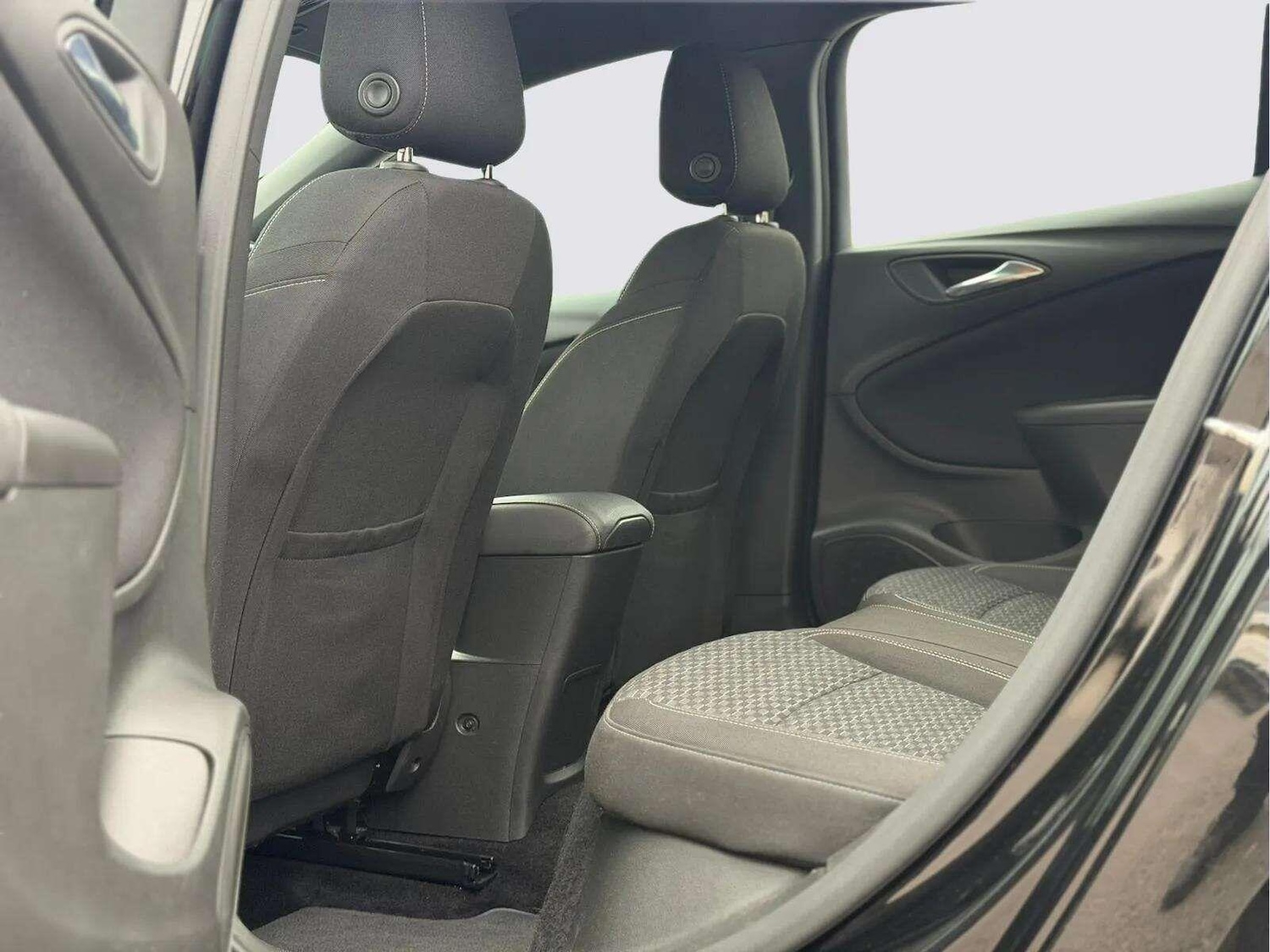 Used Vauxhall Astra 2019 for sale - 78100018: Photo 36