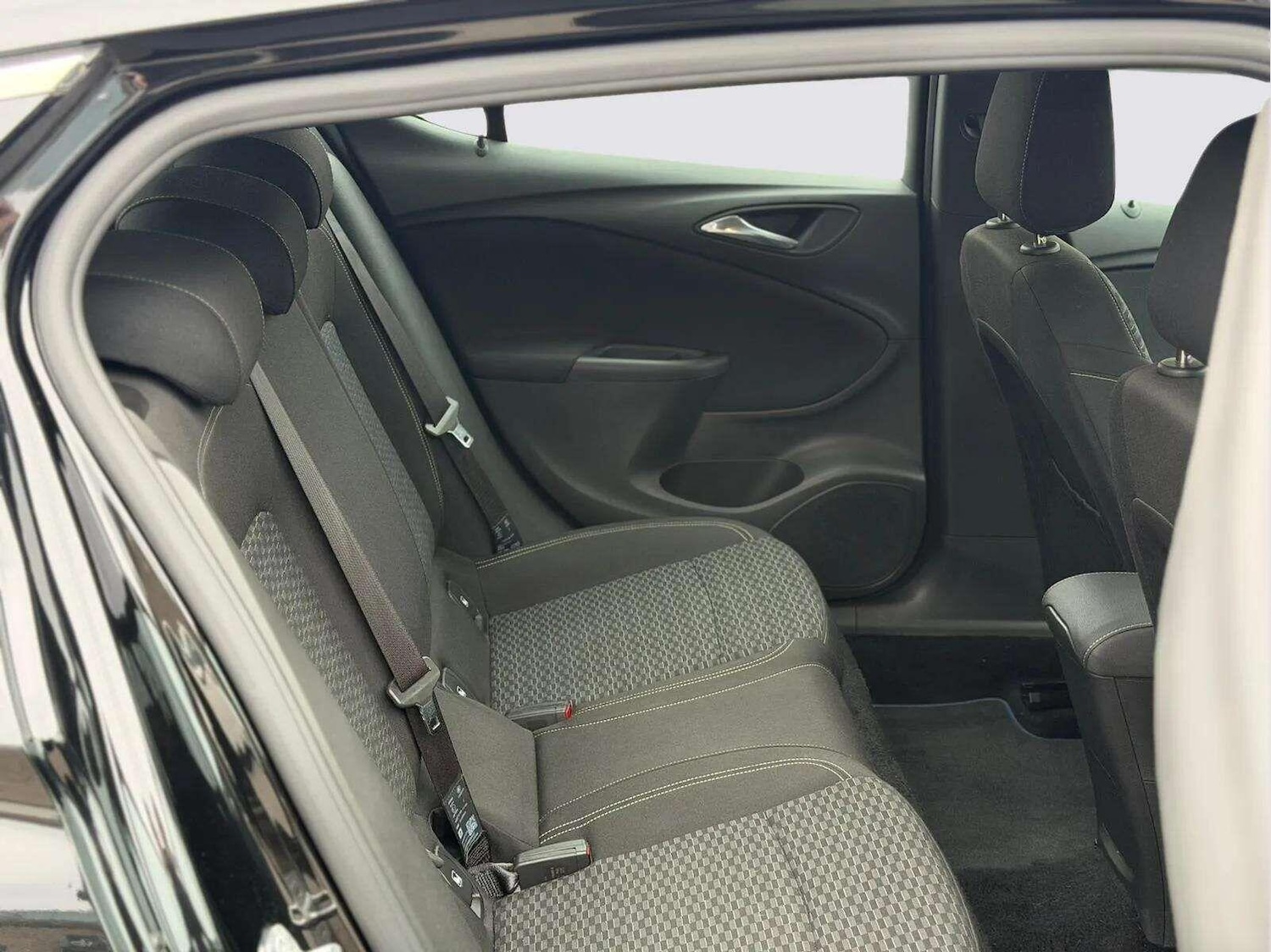 Used Vauxhall Astra 2019 for sale - 78100018: Photo 37