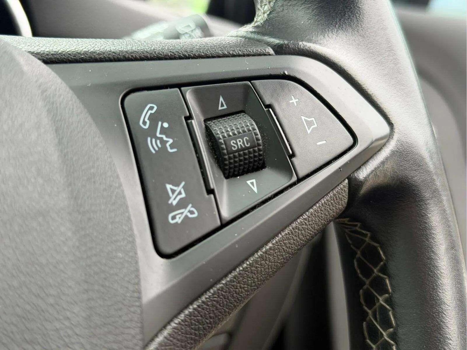 Used Vauxhall Astra 2019 for sale - 78100018: Photo 43