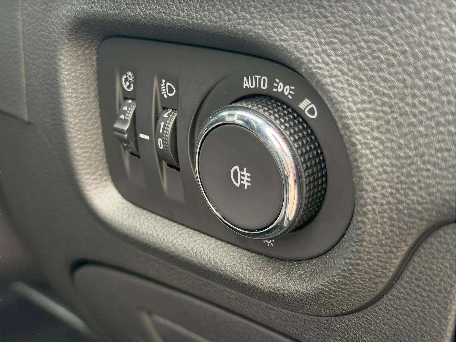 Used Vauxhall Astra 2019 for sale - 78100018: Photo 49