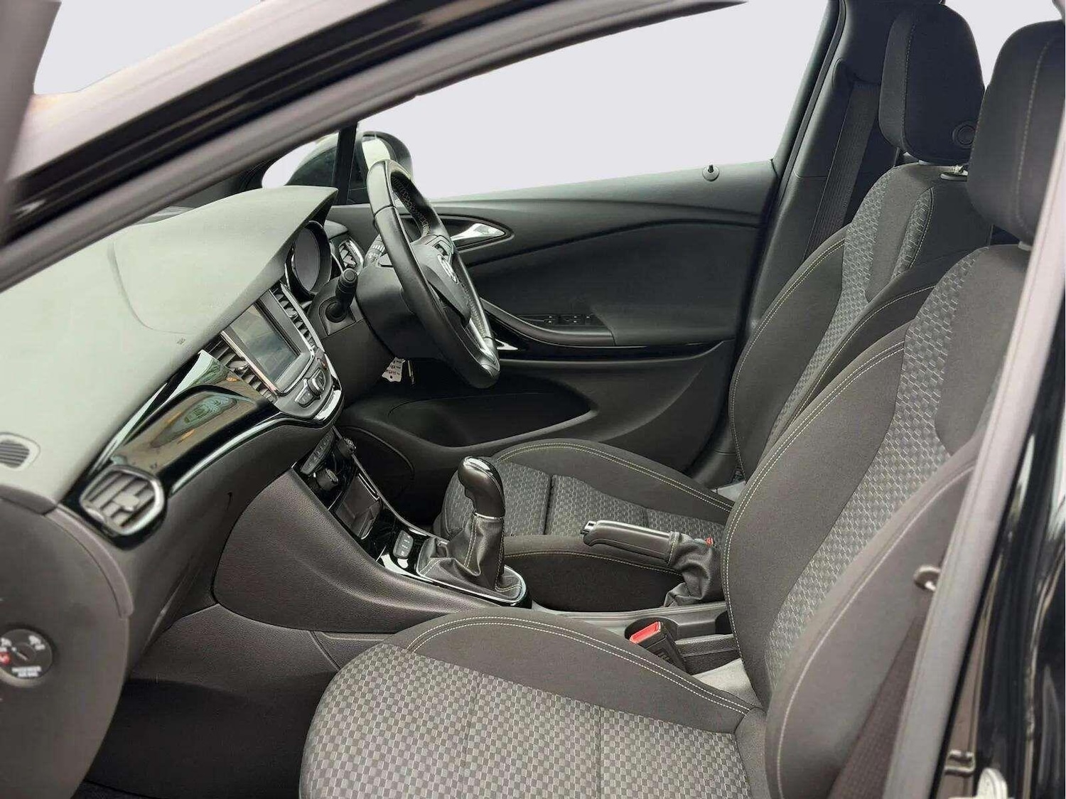 Used Vauxhall Astra 2019 for sale - 78100018: Photo 64