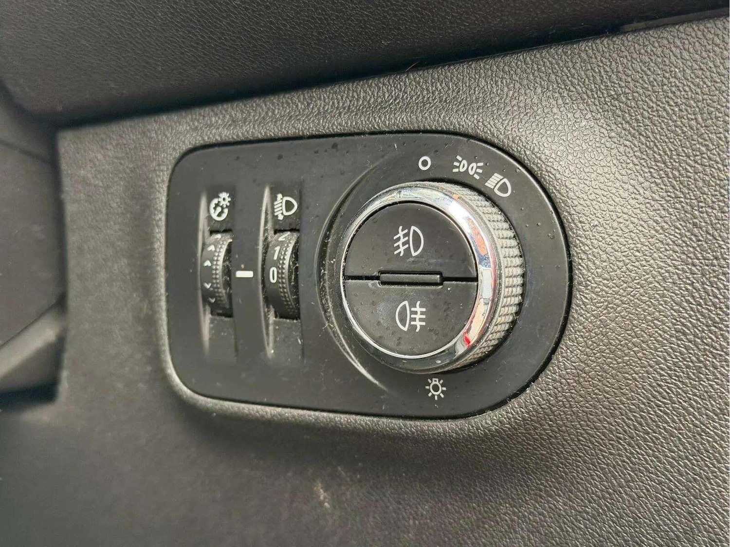 Used Vauxhall Corsa 2017 for sale - 77625674: Photo 39