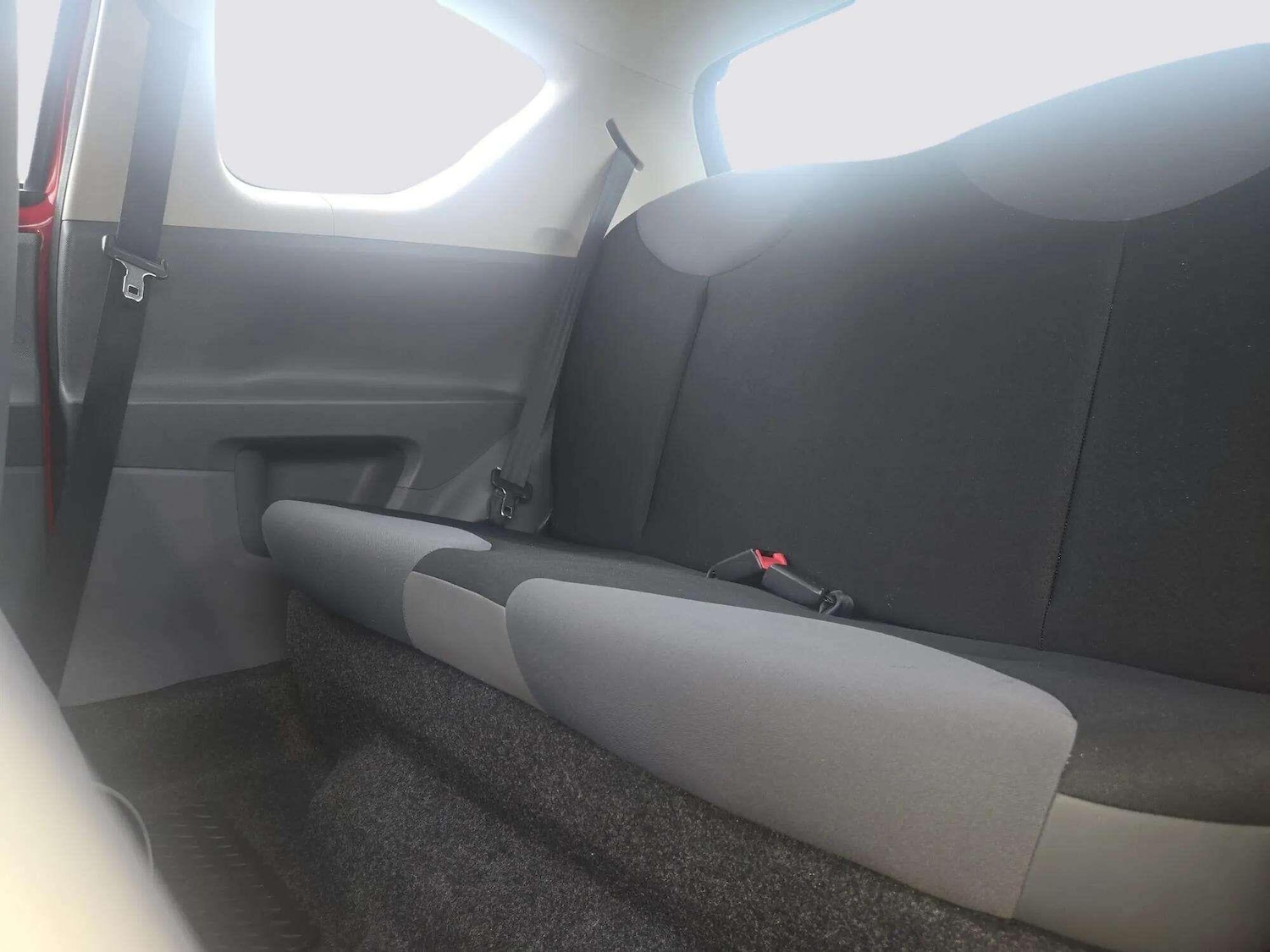 Used Peugeot 107 2011 for sale - 76240116: Photo 30