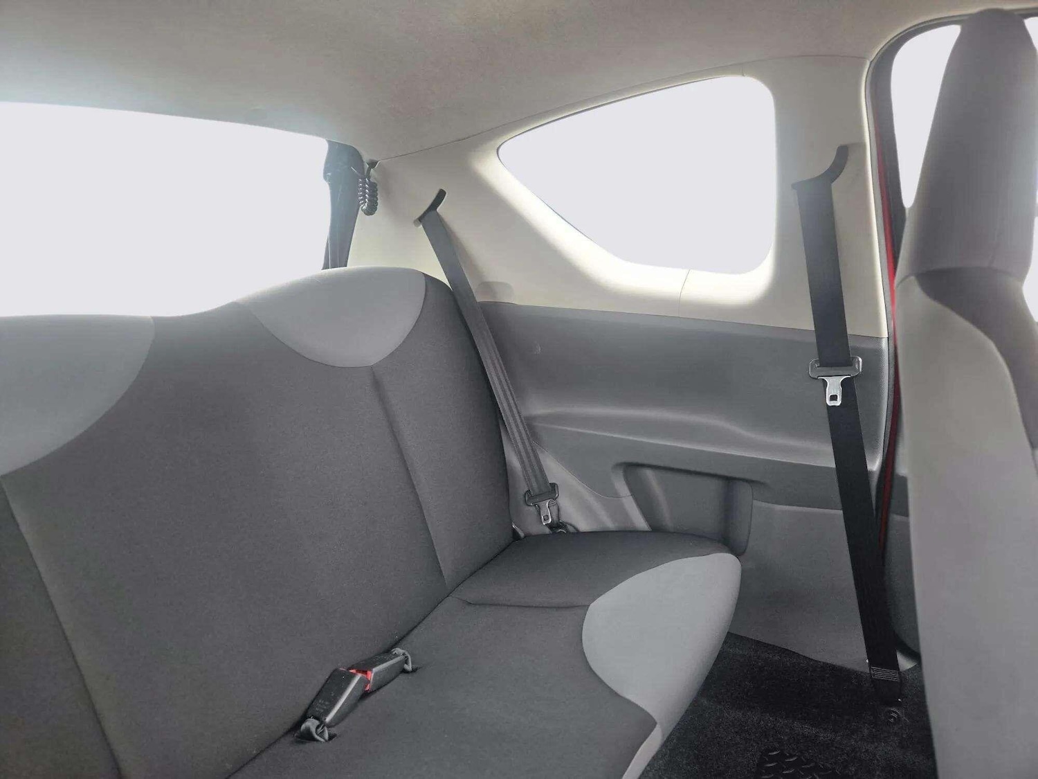 Used Peugeot 107 2011 for sale - 76240116: Photo 34