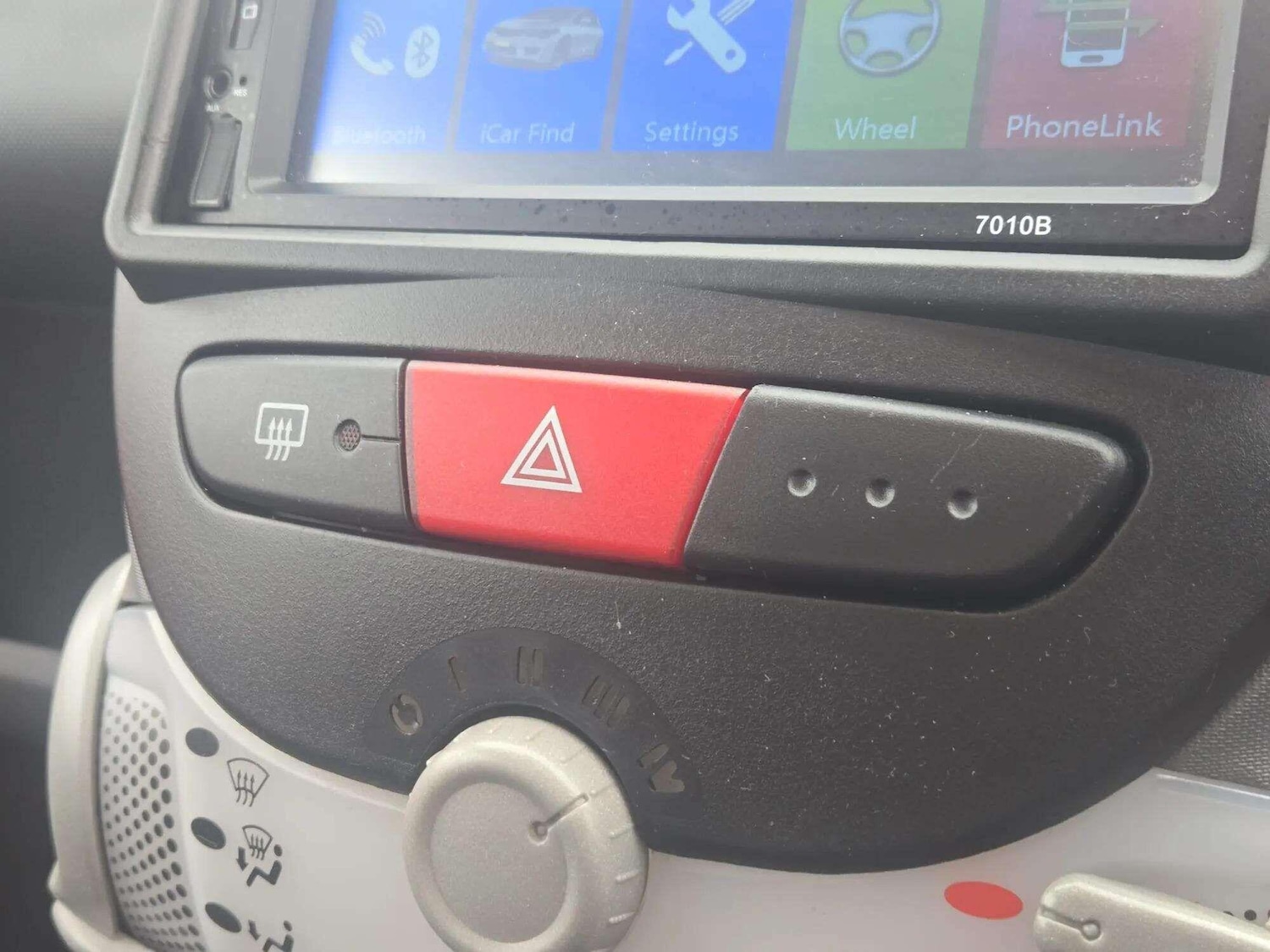 Used Peugeot 107 2011 for sale - 76240116: Photo 37