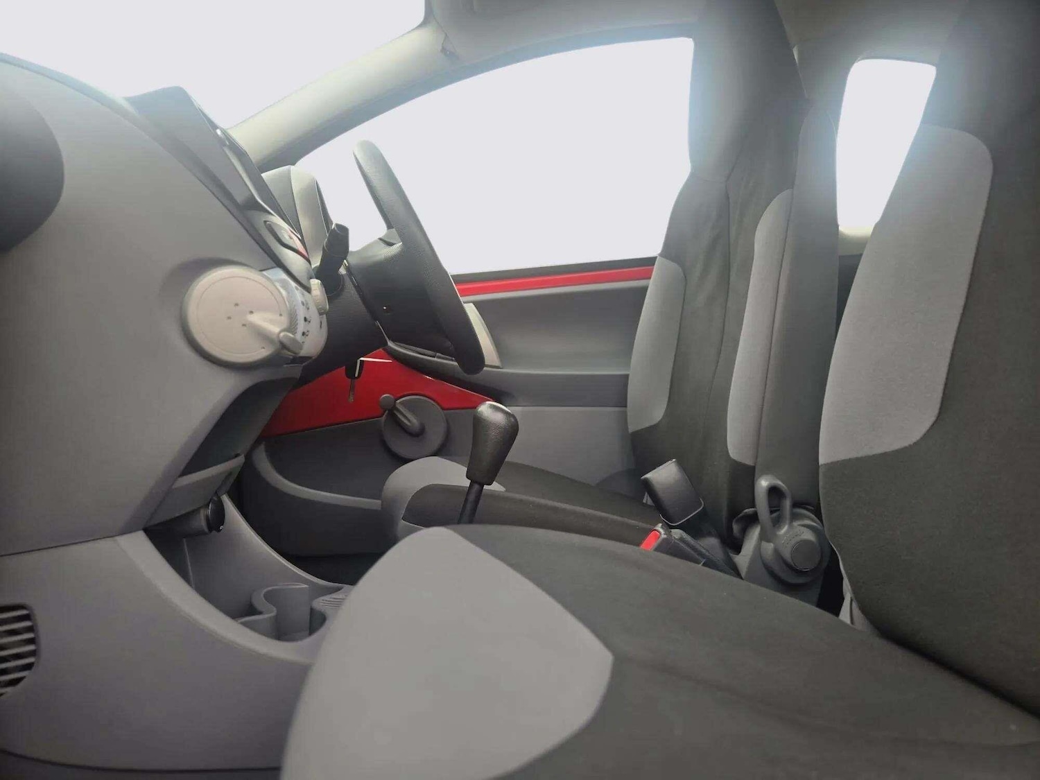 Used Peugeot 107 2011 for sale - 76240116: Photo 43