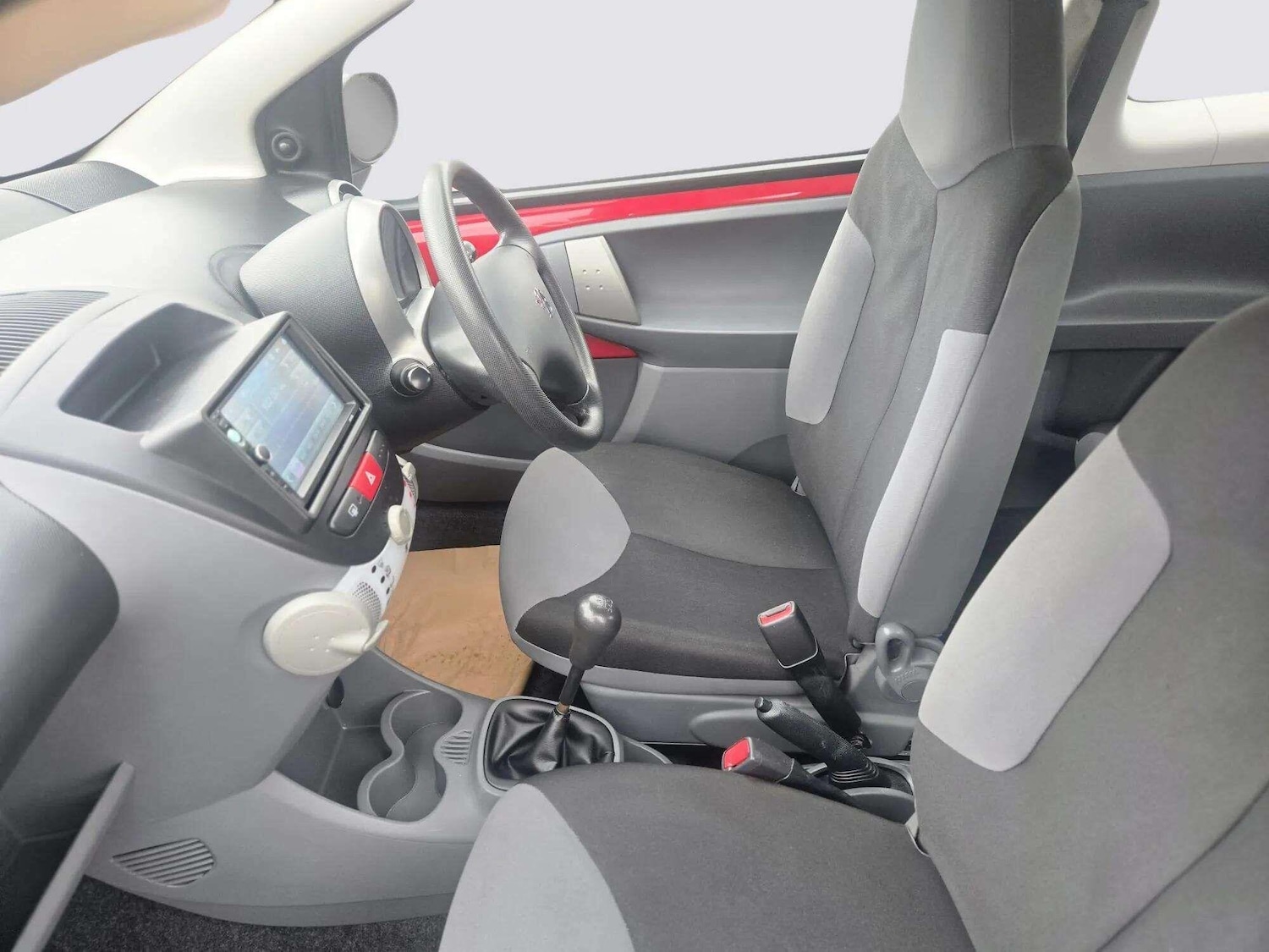 Used Peugeot 107 2011 for sale - 76240116: Photo 44