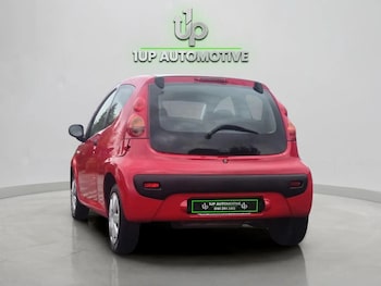 Used Peugeot 107 2011 for sale - 76240116: Photo 4