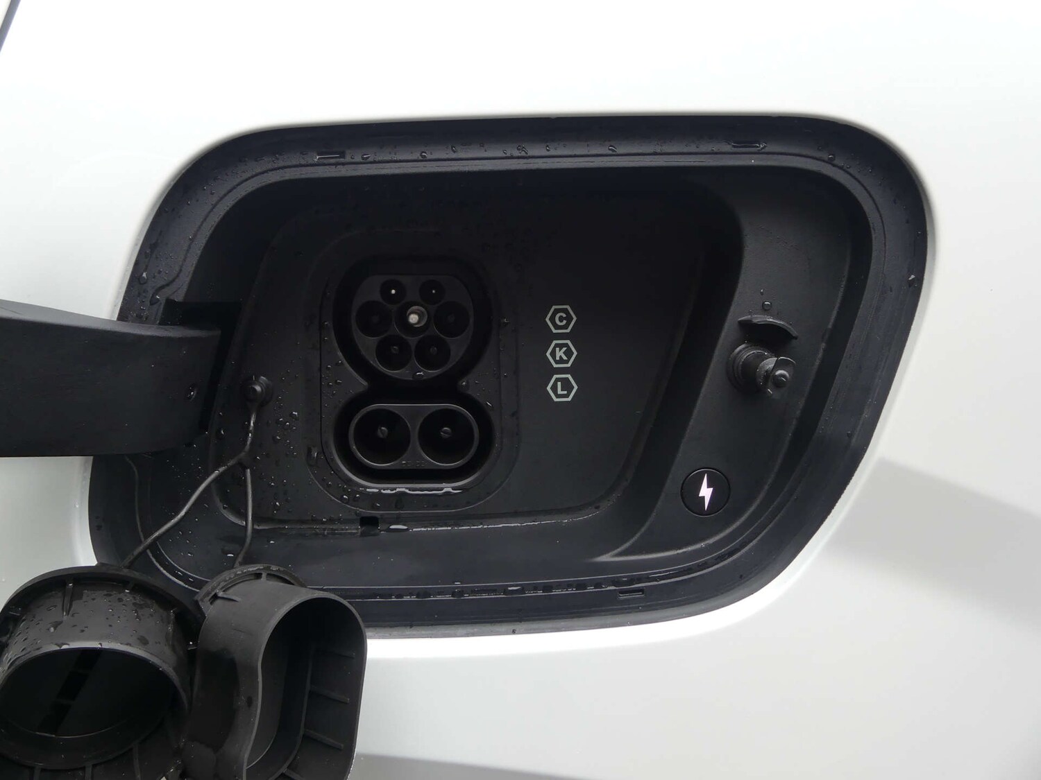 Vehicle 83