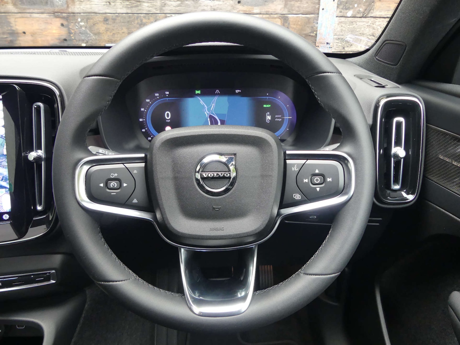 Used Volvo C40 2023 for sale - 76601135: Photo 41