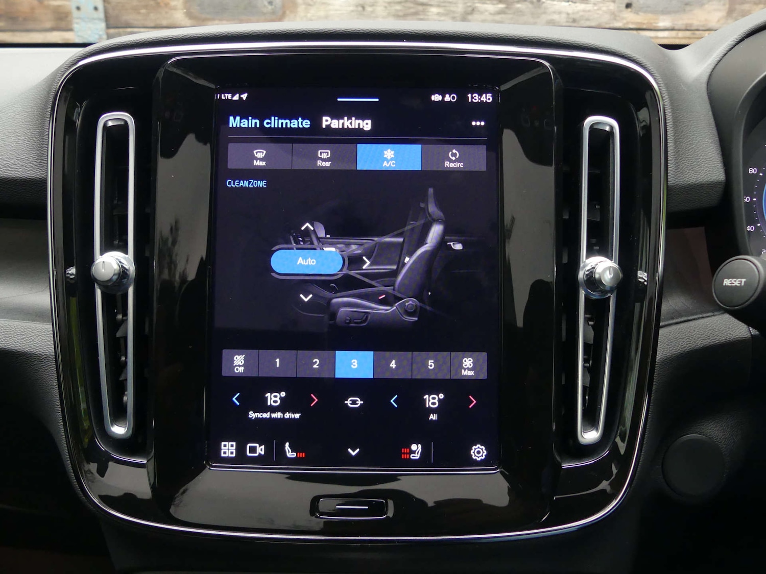 Used Volvo C40 2023 for sale - 76601135: Photo 49