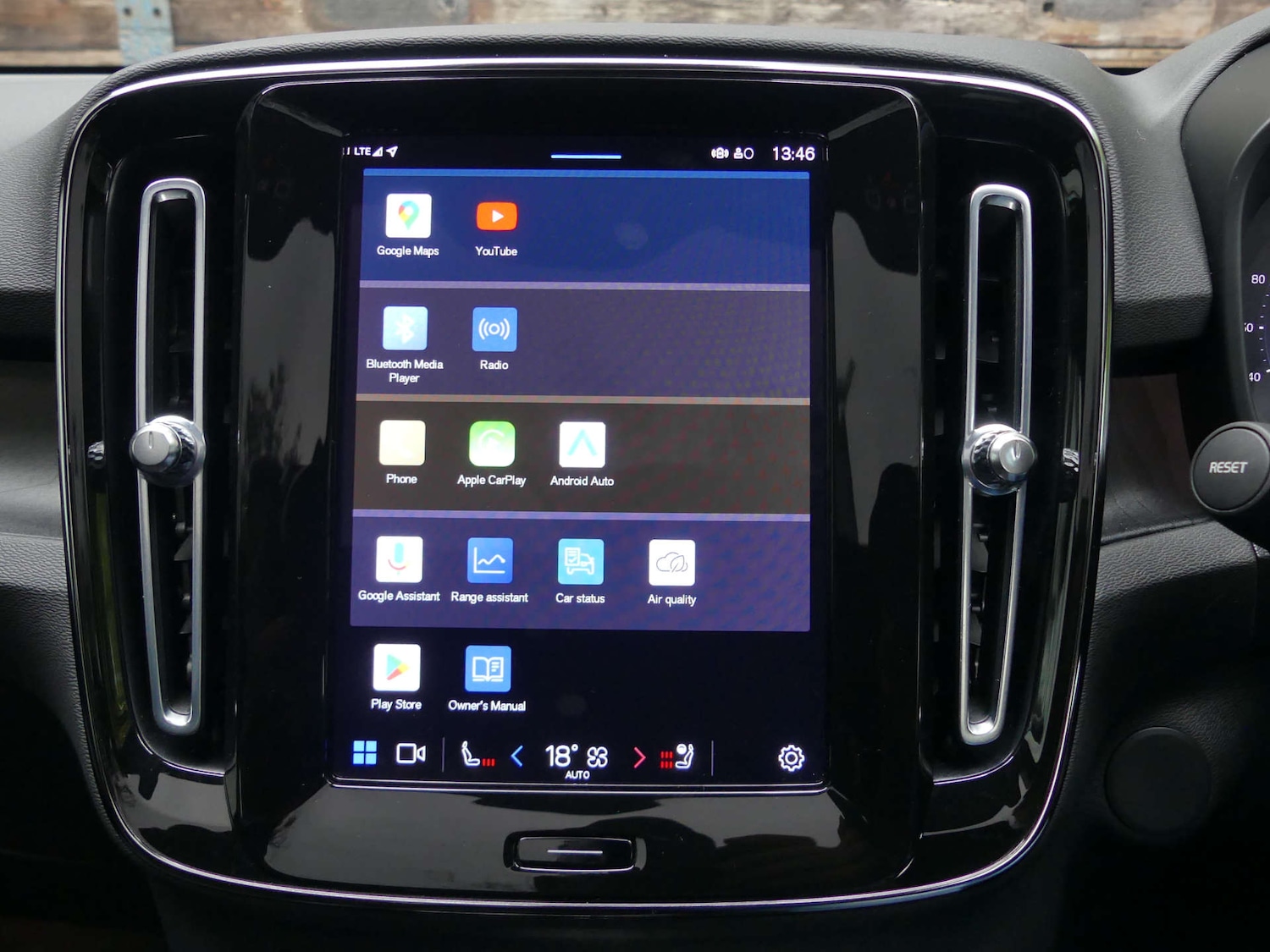 Used Volvo C40 2023 for sale - 76601135: Photo 61