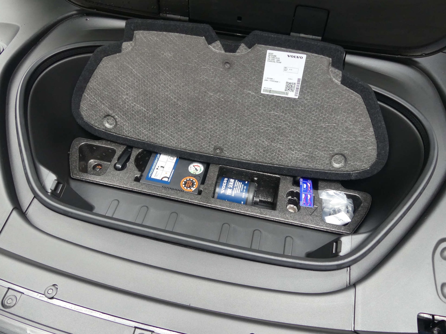 Used Volvo C40 2023 for sale - 76601135: Photo 89