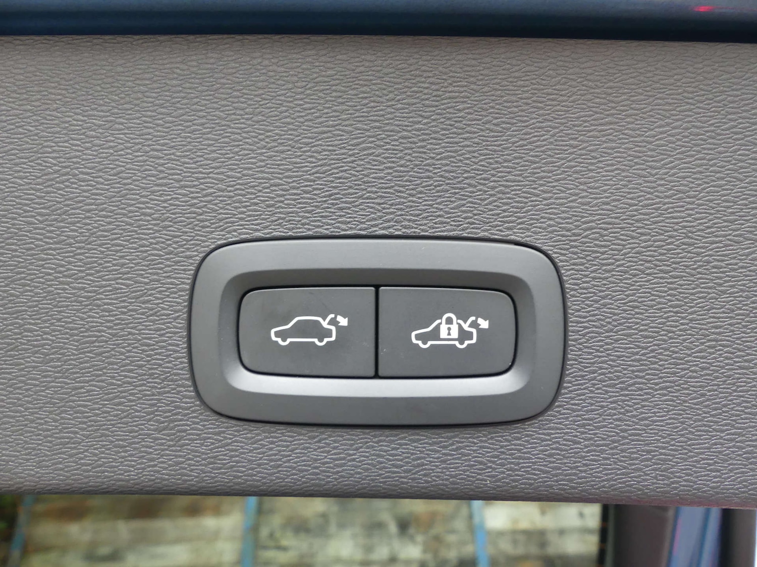 Used Volvo C40 2023 for sale - 76601135: Photo 90