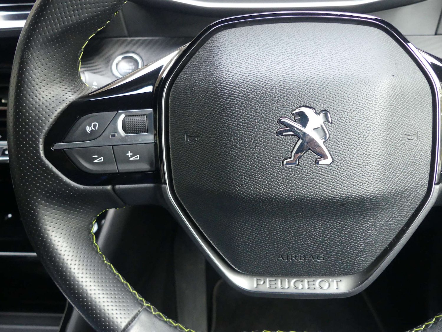 Used Peugeot 208 2022 for sale - 77483349: Photo 53