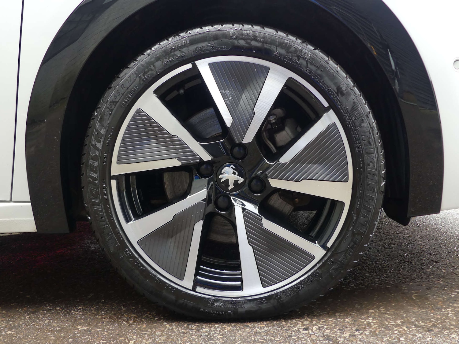 Used Peugeot 208 2022 for sale - 77483349: Photo 90