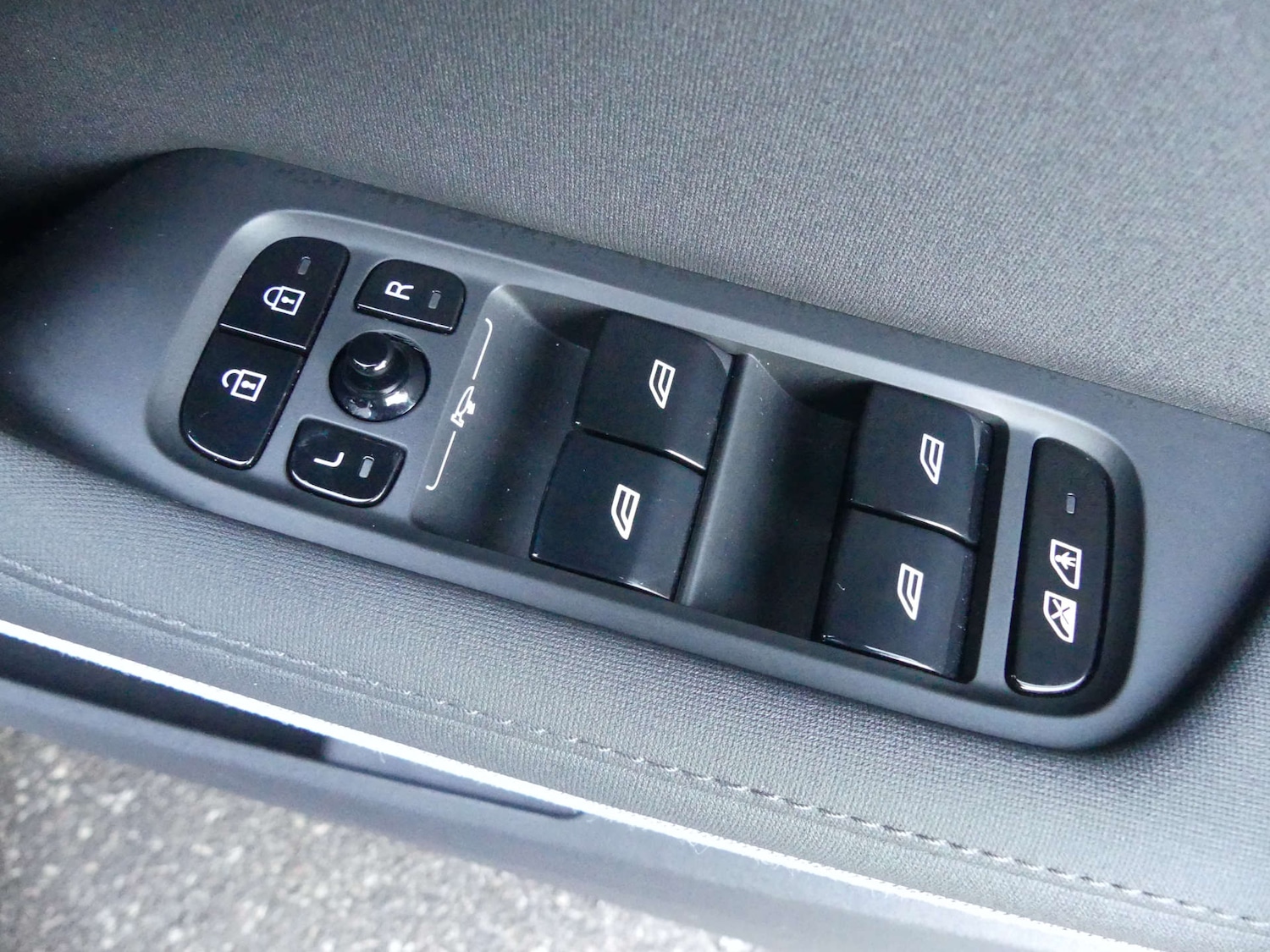 Used Polestar Polestar 2 2022 for sale - 77022610: Photo 75