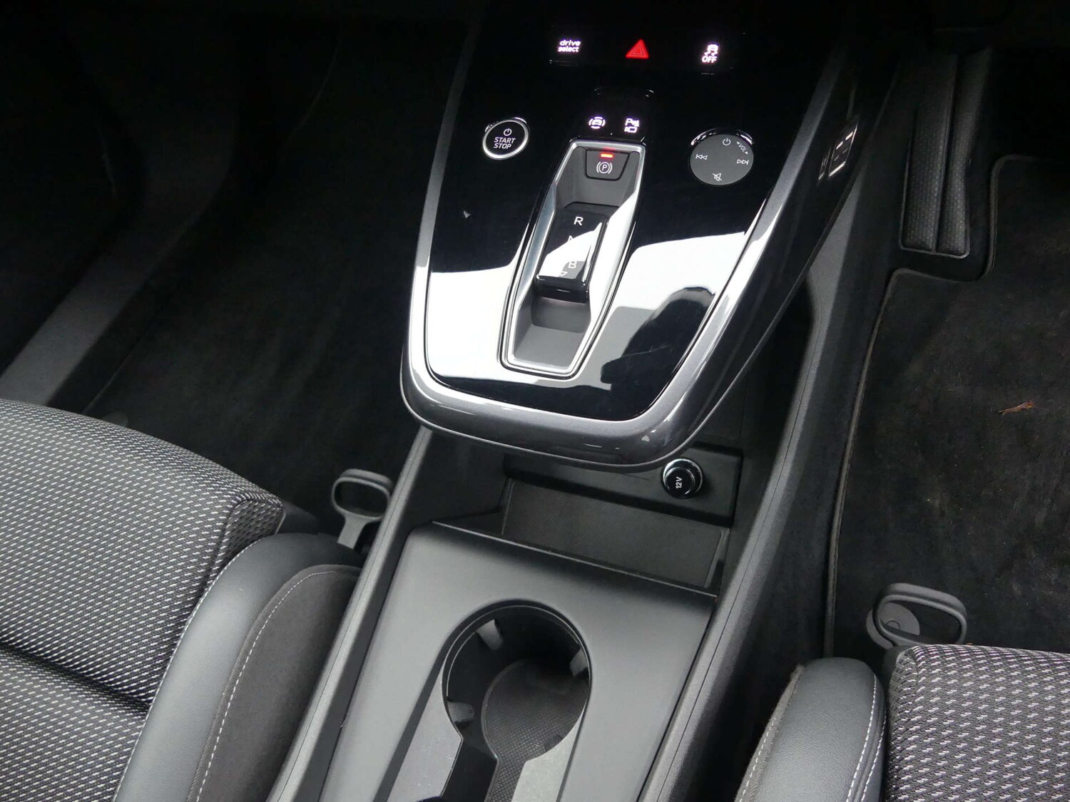 Used Audi Q4 e-tron 2022 for sale - 76525634: Photo 11