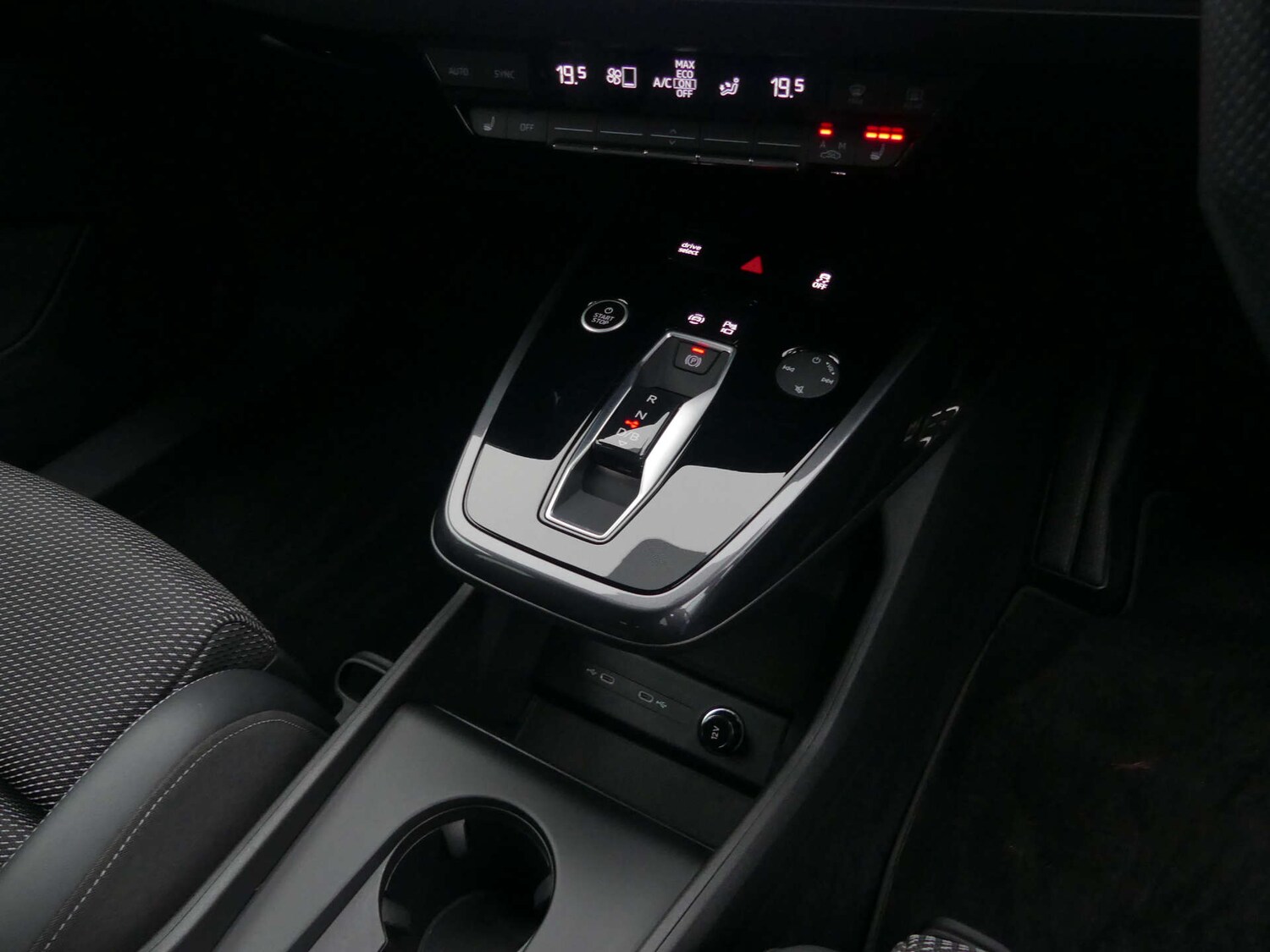 Used Audi Q4 e-tron 2022 for sale - 76525634: Photo 66