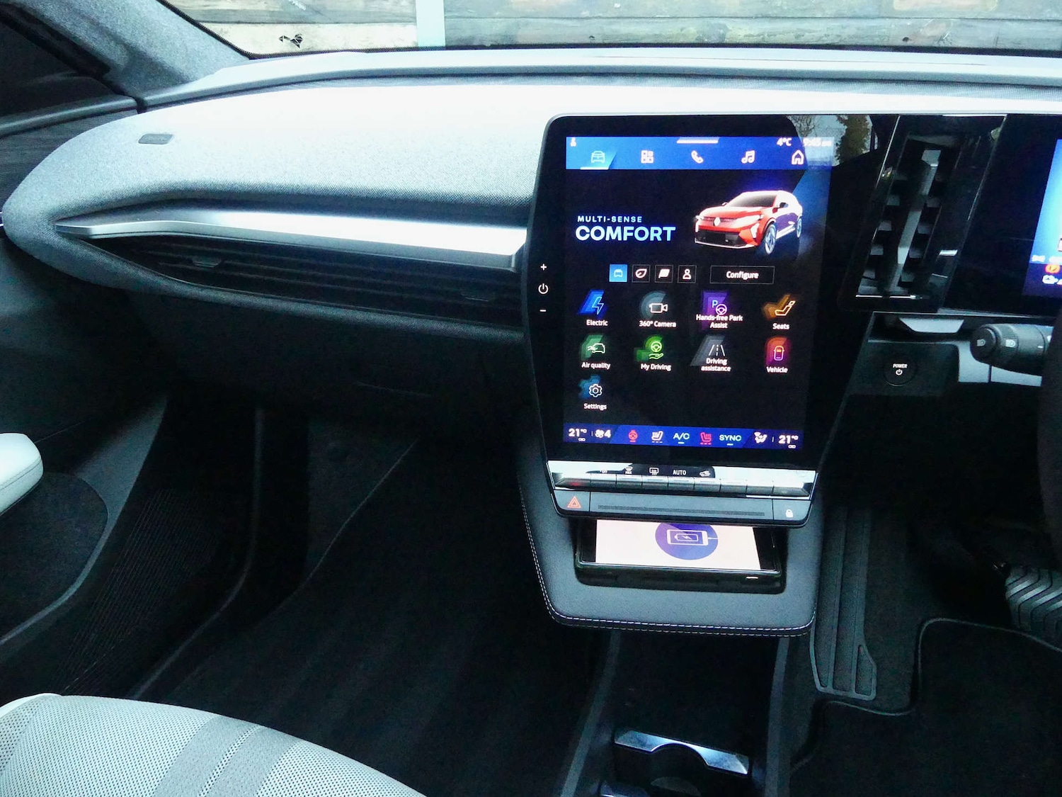 Used Renault Scenic E-Tech 2025 for sale - 76933025: Photo 11