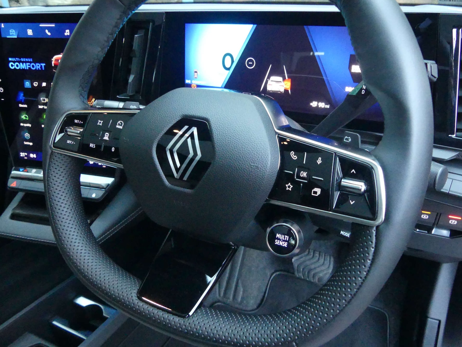 Used Renault Scenic E-Tech 2025 for sale - 76933025: Photo 15