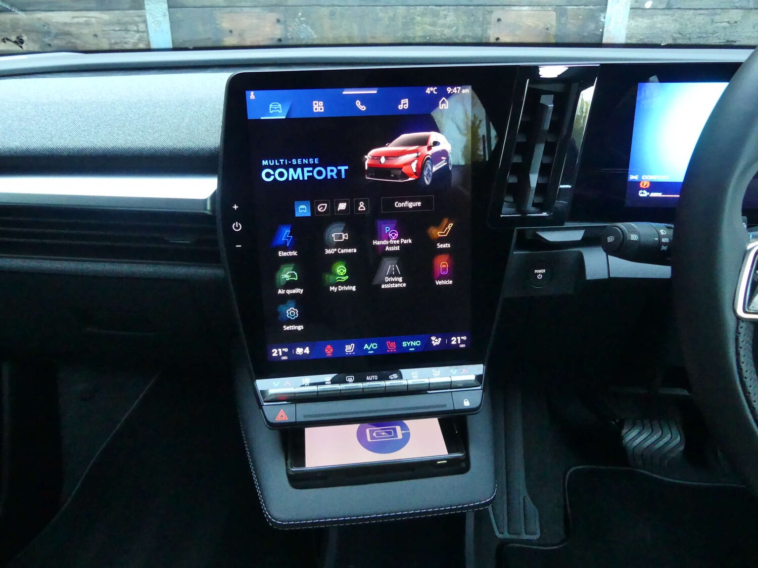 Used Renault Scenic E-Tech 2025 for sale - 76933025: Photo 43