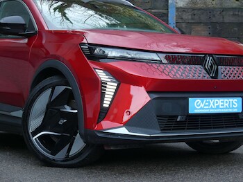 Used Renault Scenic E-Tech 2025 for sale - 76933025: Photo