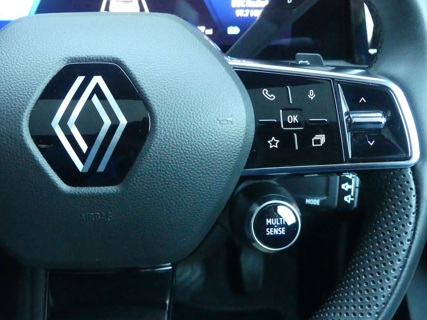 Used Renault Scenic E-Tech 2025 for sale - 76933025: Photo 53