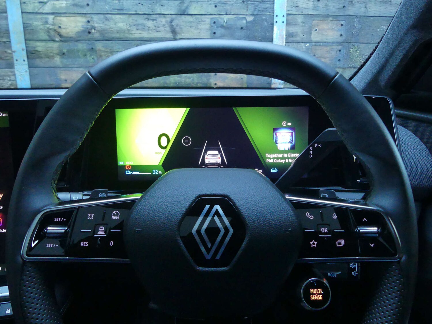 Used Renault Scenic E-Tech 2025 for sale - 76933025: Photo 64