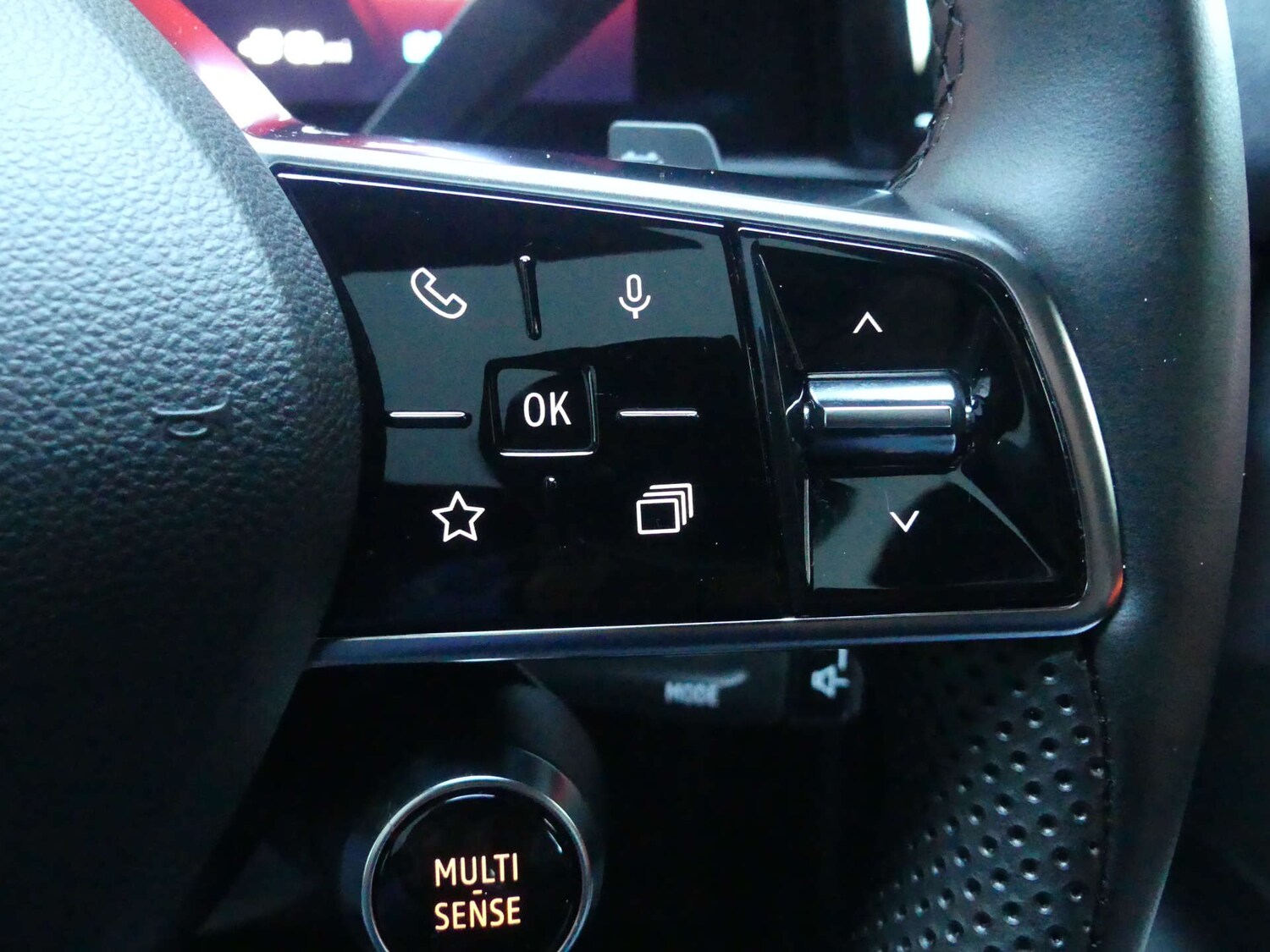 Used Renault Scenic E-Tech 2025 for sale - 76933025: Photo 73