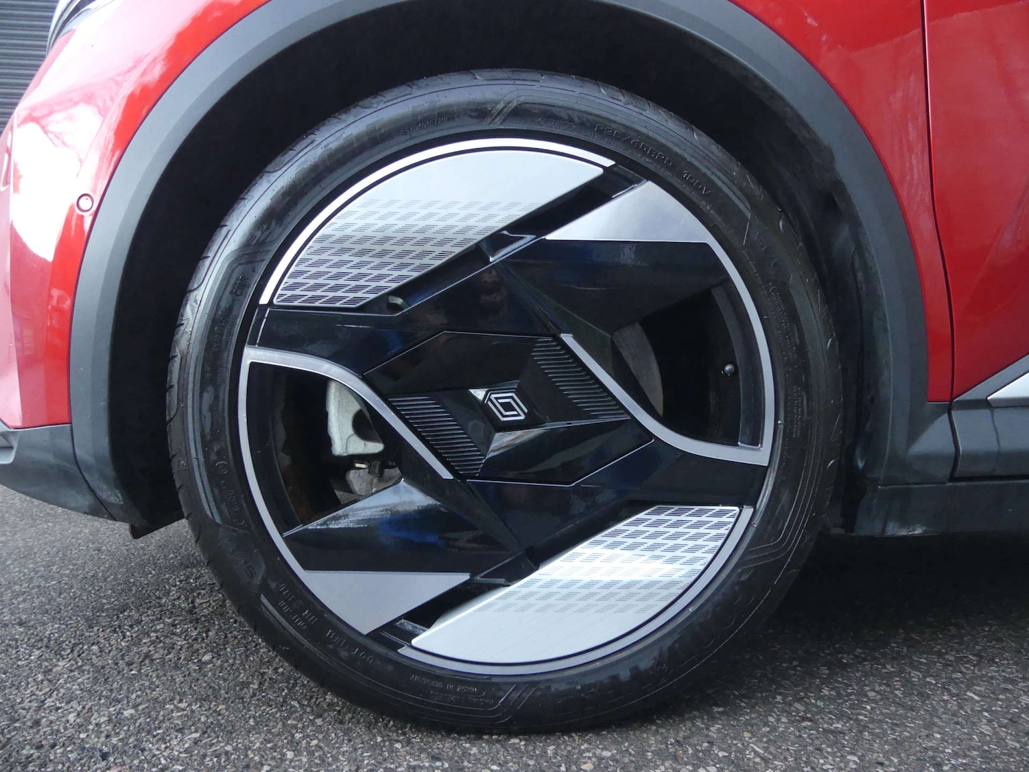 Used Renault Scenic E-Tech 2025 for sale - 76933025: Photo 95