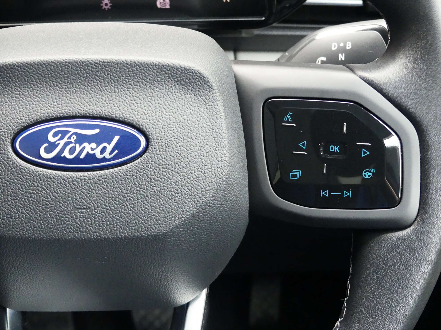 Used Ford Explorer 2025 for sale - 77523152: Photo 53