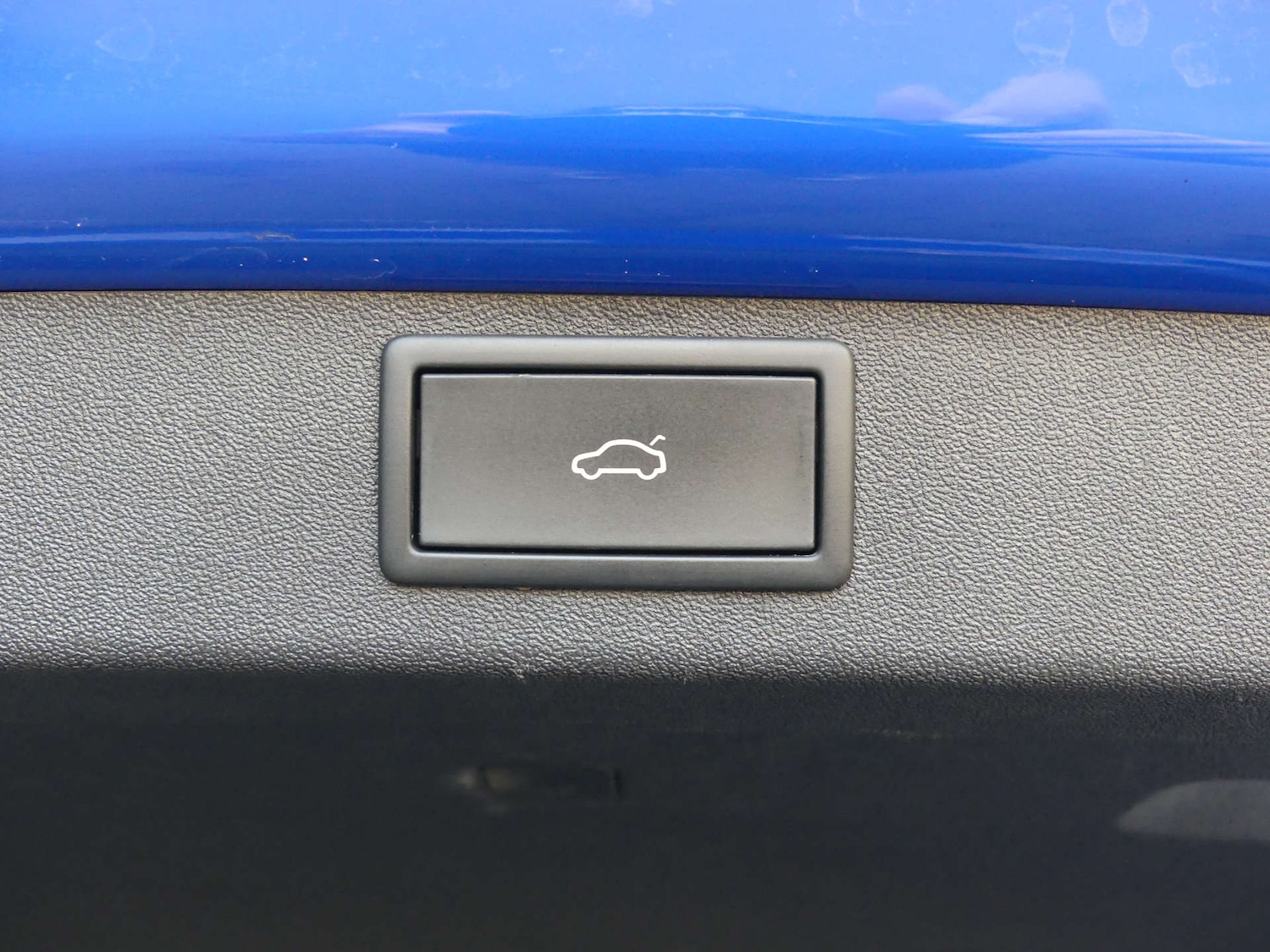 Vehicle 87