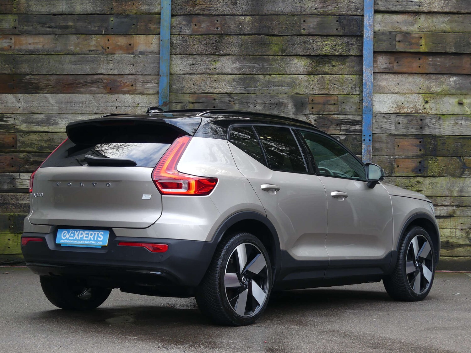 Used Volvo XC40 2024 for sale - 77902971: Photo 7
