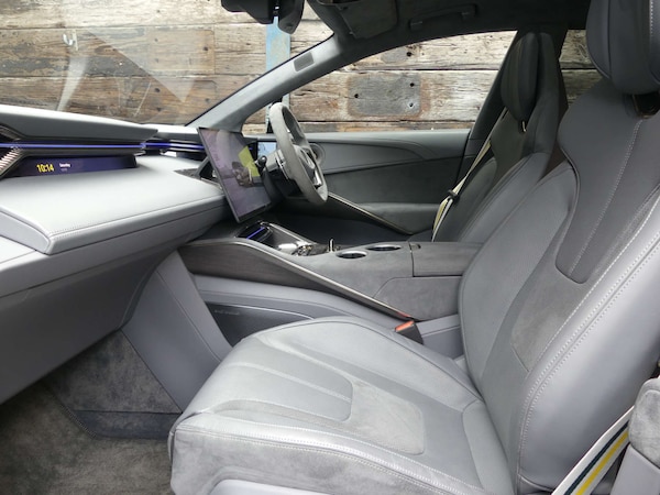 Used Lotus Eletre 2023 for sale - 75456931: Photo 45