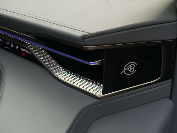 Used Lotus Eletre 2023 for sale - 75456931: Photo 98
