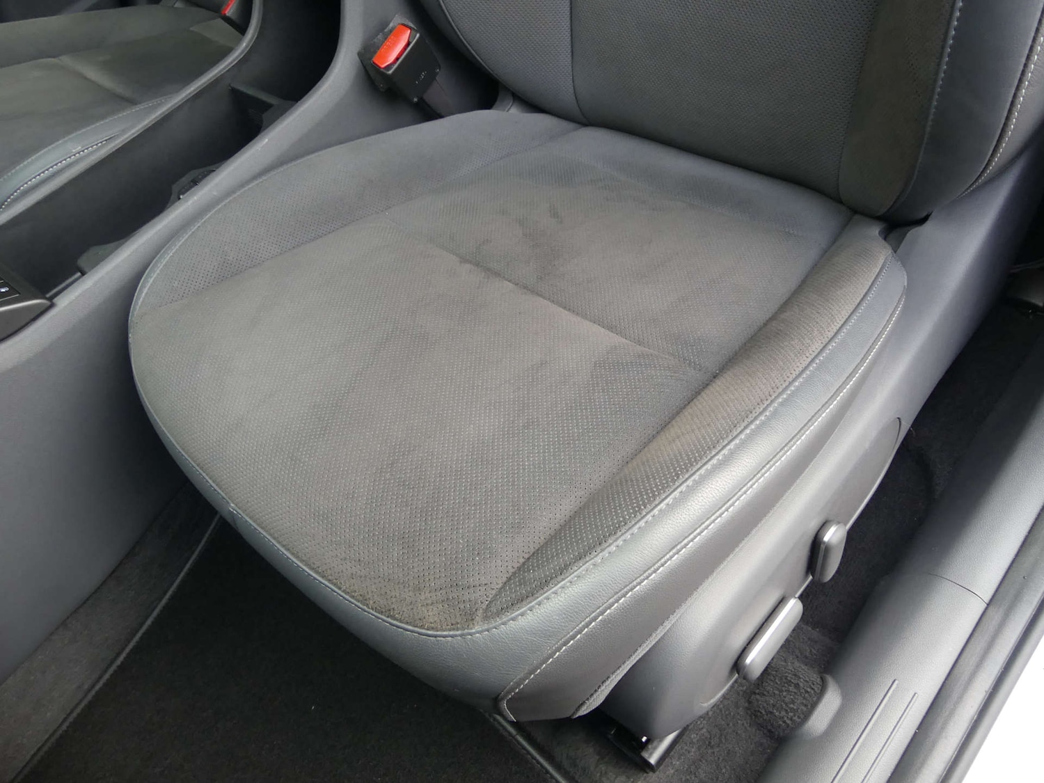 Used Hyundai KONA 2024 for sale - 77420180: Photo 40