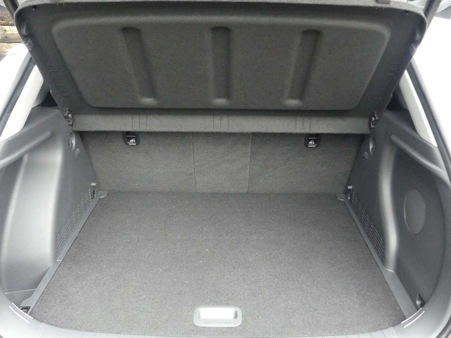 Used Hyundai KONA 2024 for sale - 77420180: Photo 87