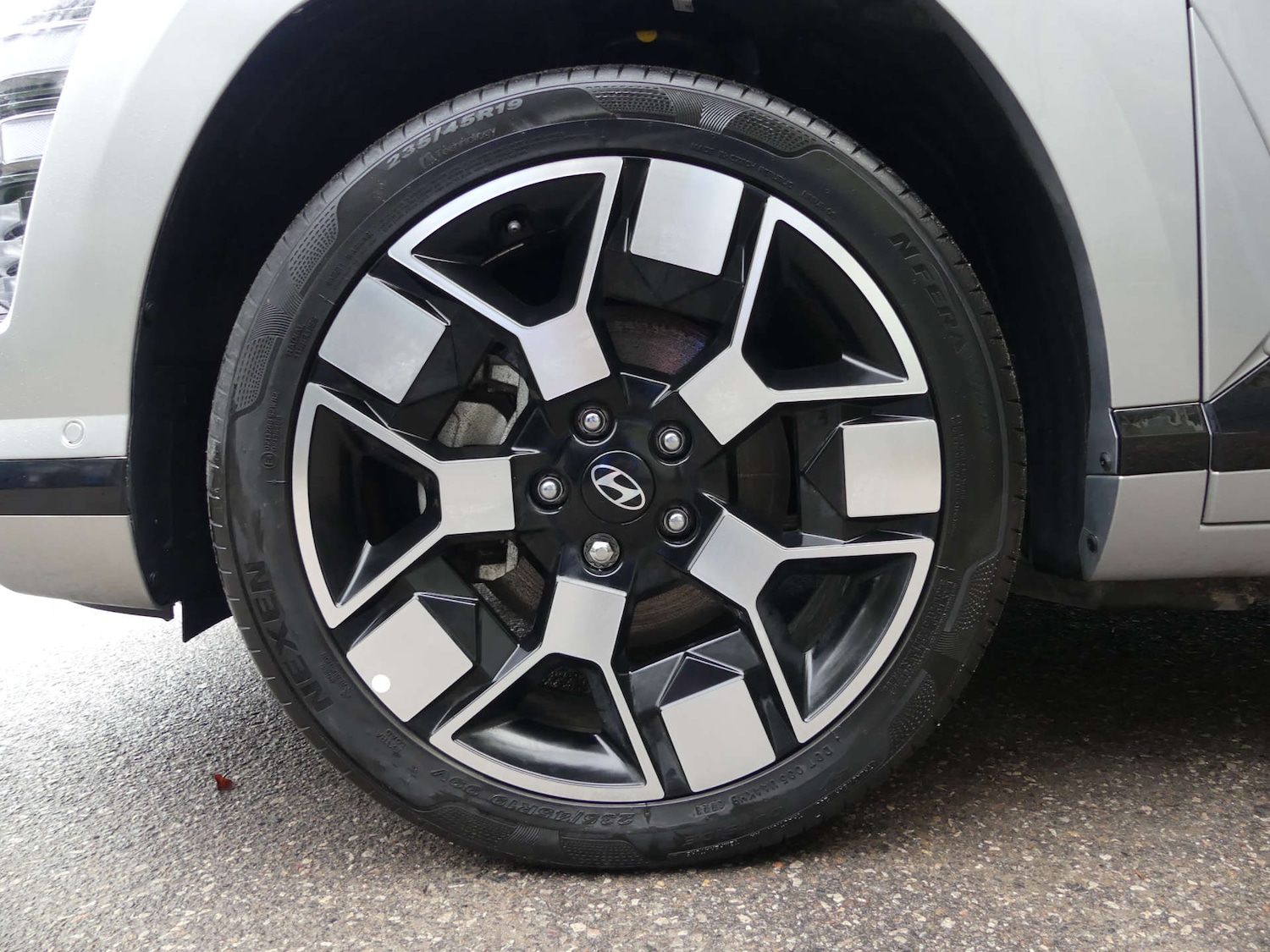 Used Hyundai KONA 2024 for sale - 77420180: Photo 97