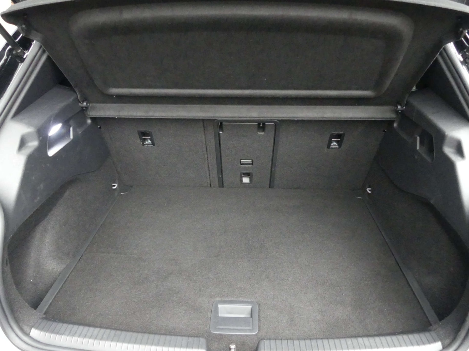 Used Volkswagen ID.3 2022 for sale - 76751451: Photo 79