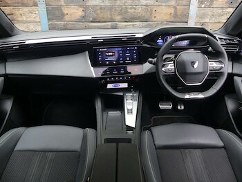 Used Peugeot 308 2024 for sale - 75820123: Photo