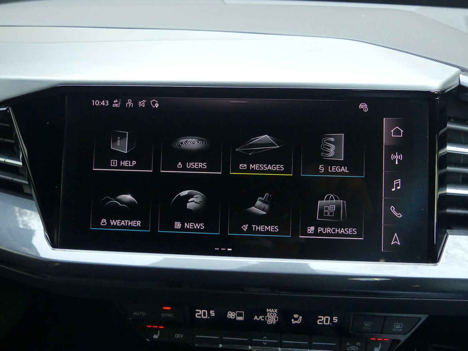 Used Audi Q4 e-tron 2023 for sale - 77975415: Photo 45